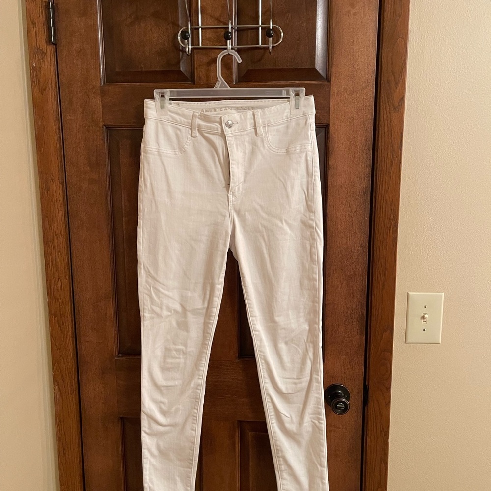 White, high rise jeggings
